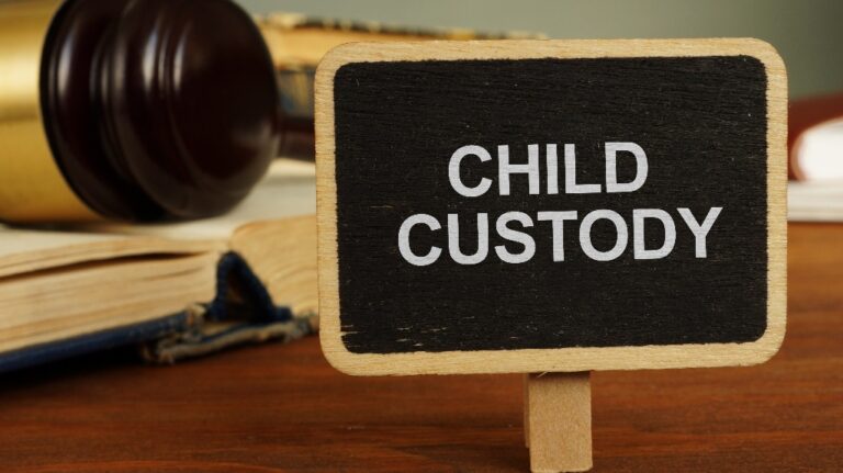 Child custody and judge's gavel